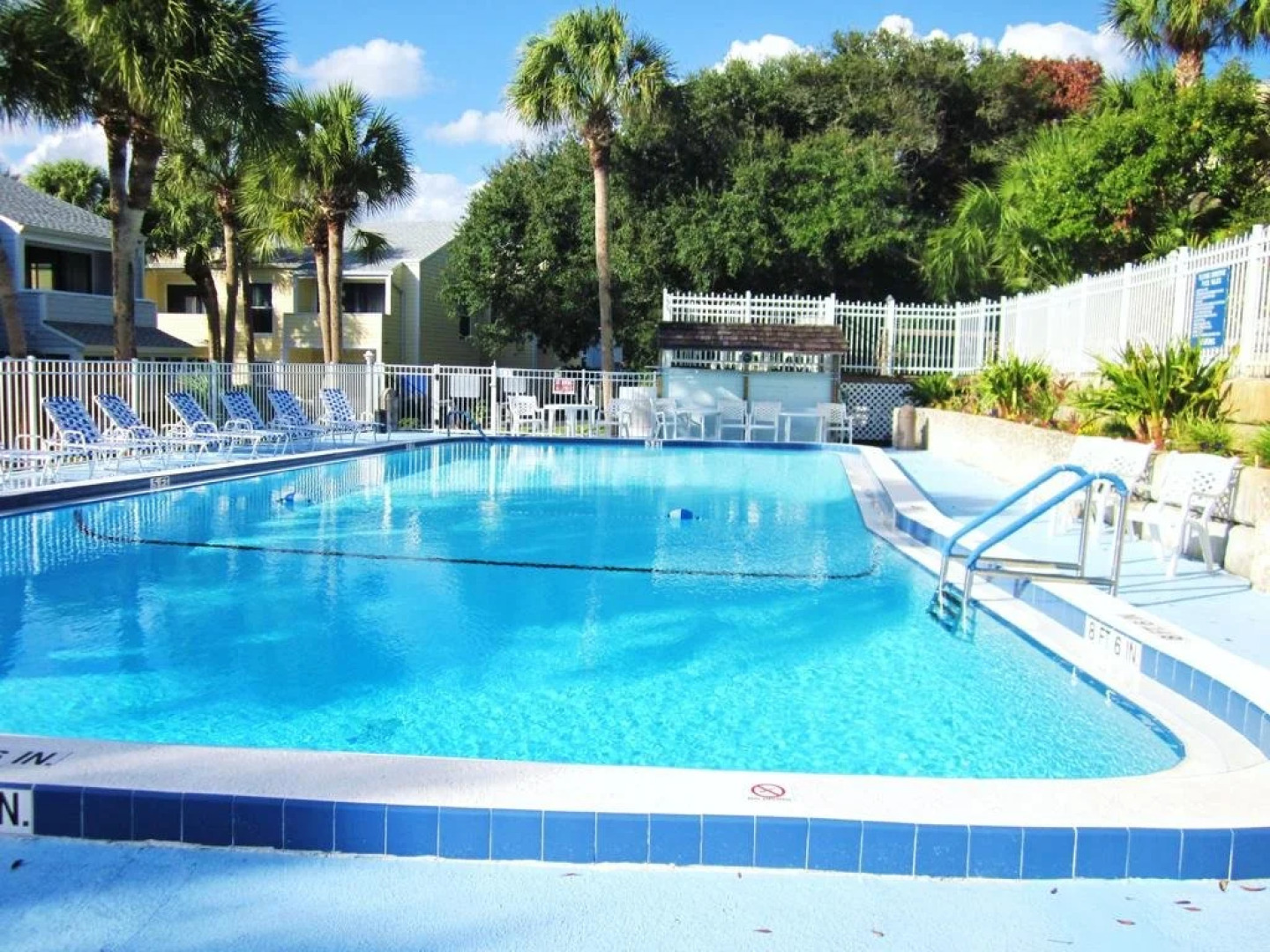 Quail Hollow Condominium