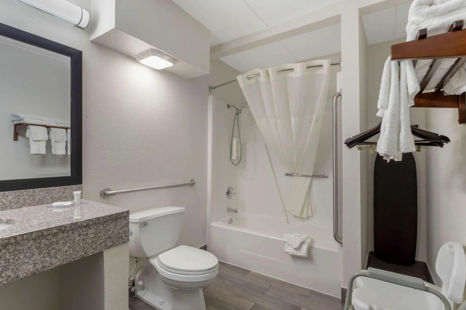 Clarion Pointe Kimball