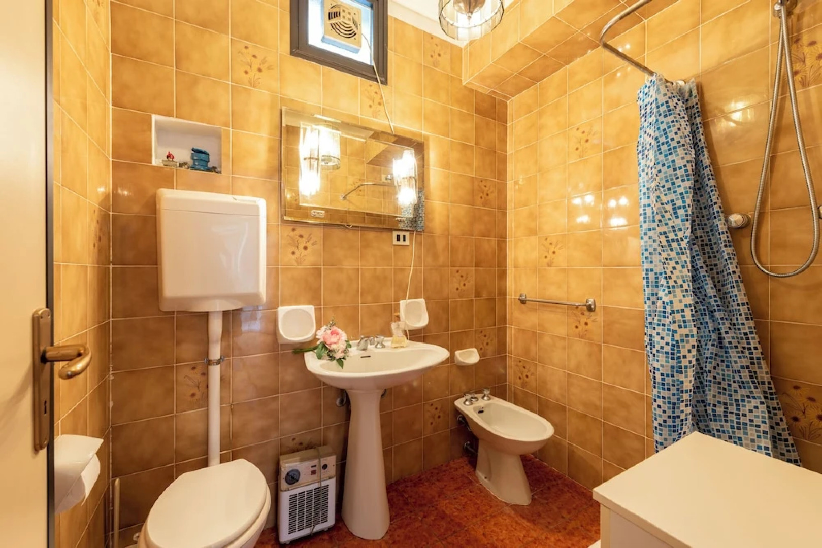 Acqua Marina 800m from the sea