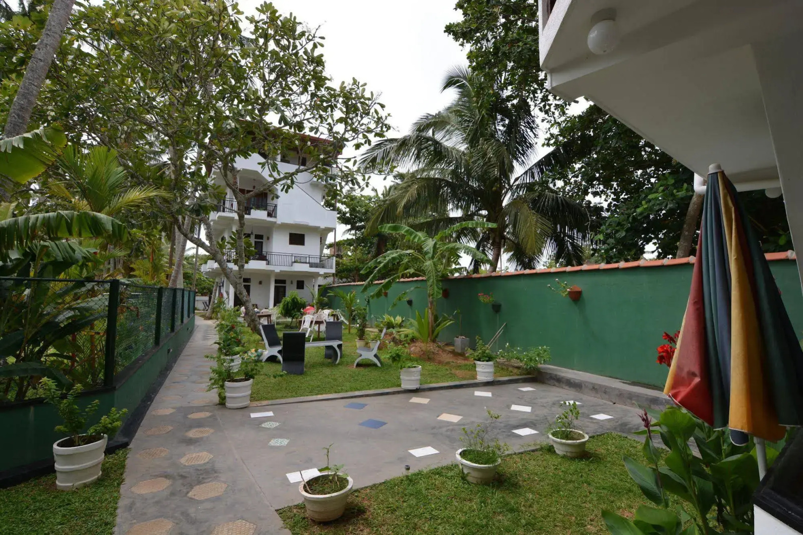 Sea View Beach Unawatuna Hotel