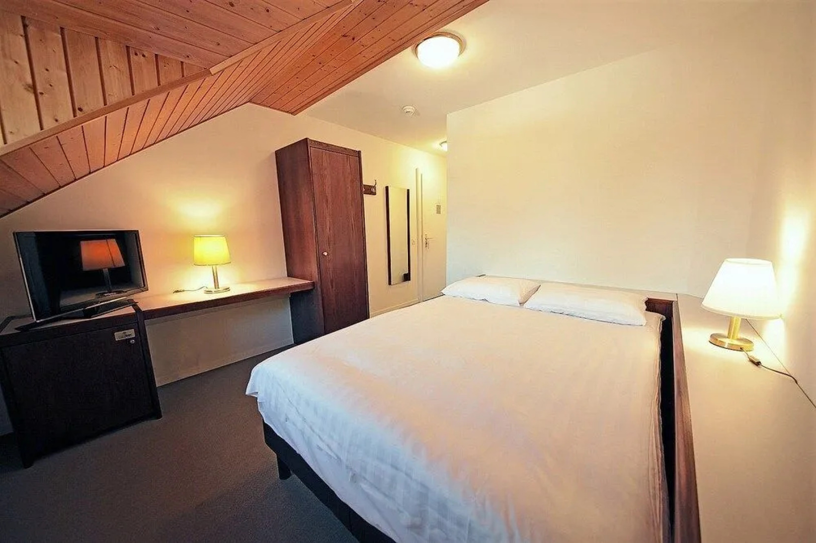 Le Galion Hôtel, Restaurant & Pub