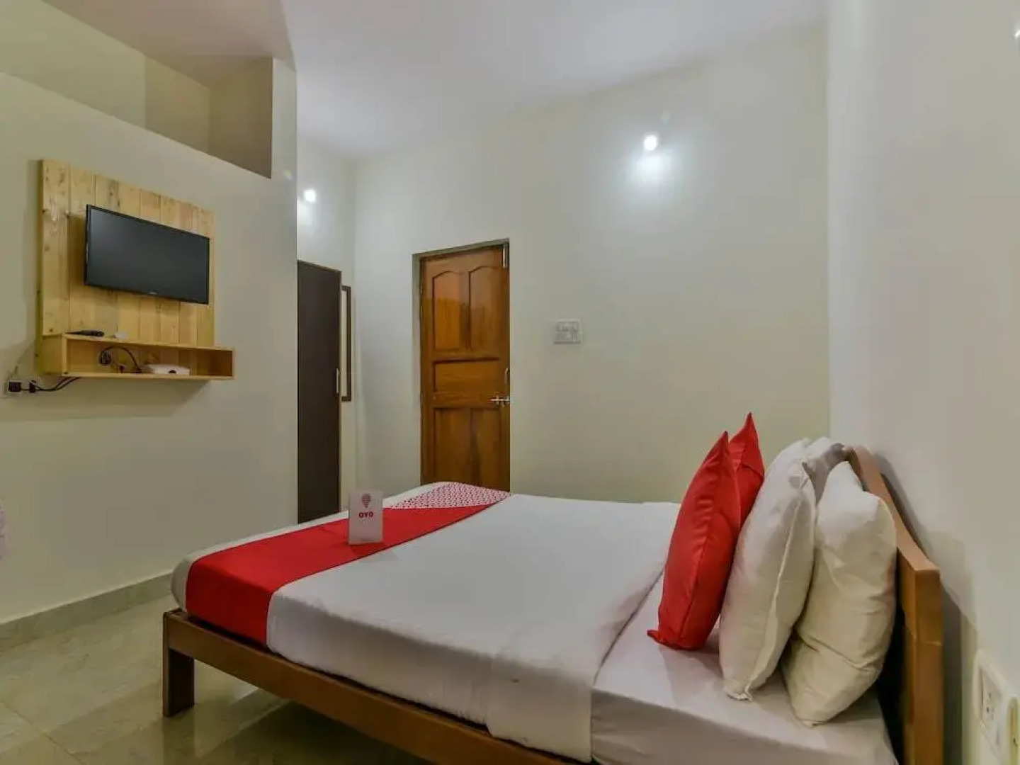 Grotto Bay Holiday Homes