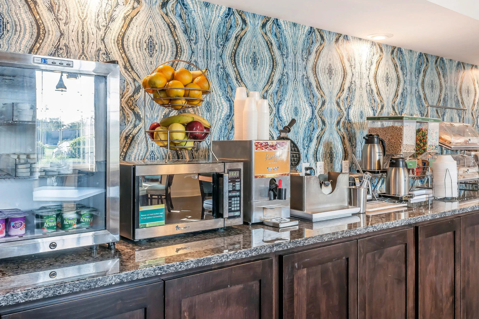 The Blu Hotel Blue Ash Cincinnati, an Ascend Collection Hotel