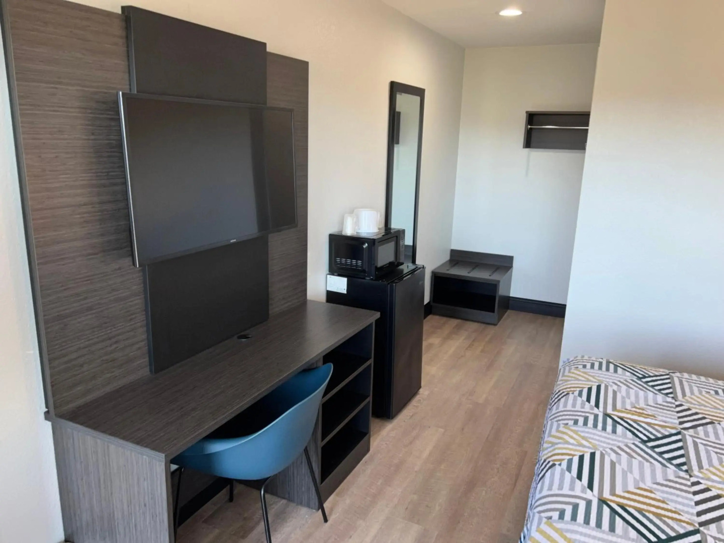 Clinton Inn Hotel & Event Center