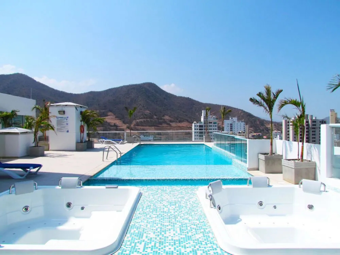 Apartamentos SOHO Style - Con Balcón SMR228A