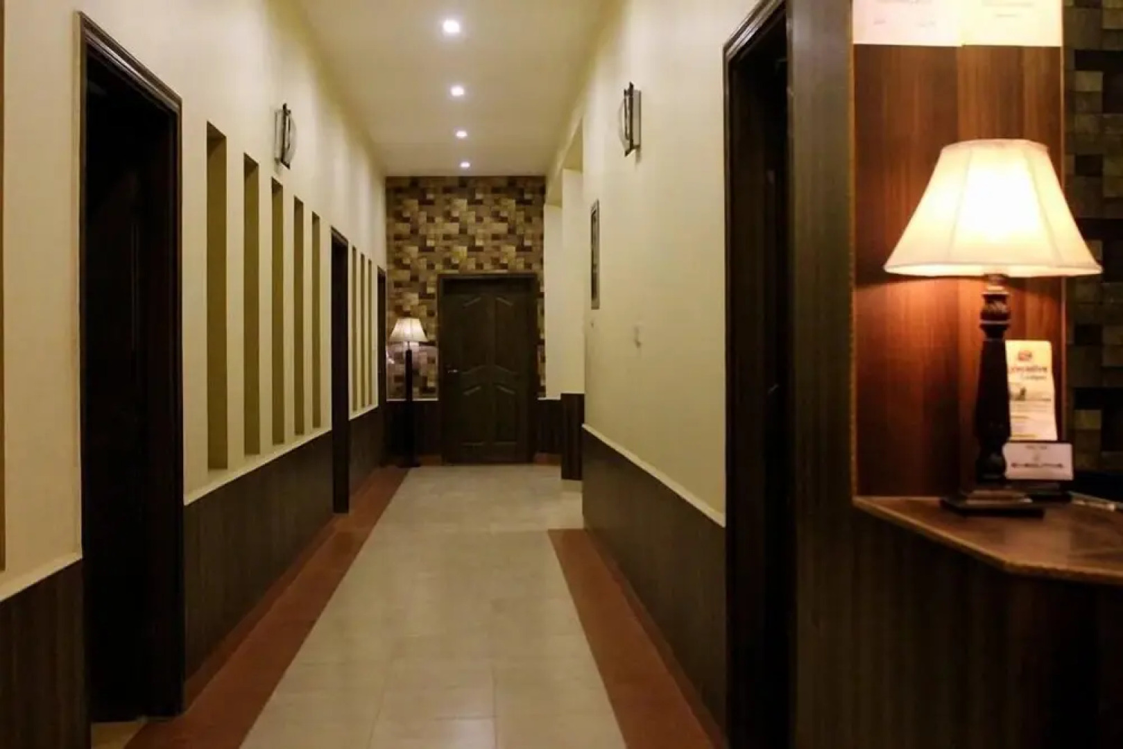 Hotel Executive Lodge