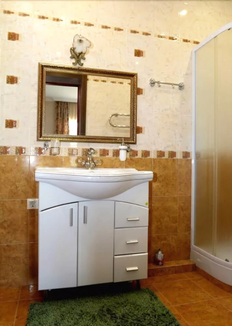 Adler Gold Guest House