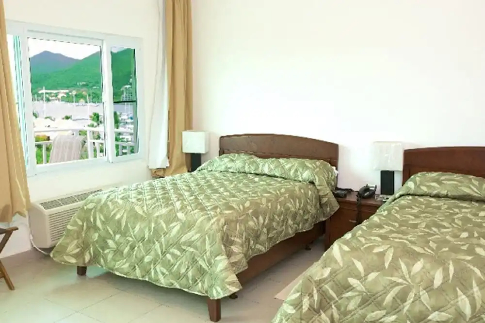 Simpson Bay Suites