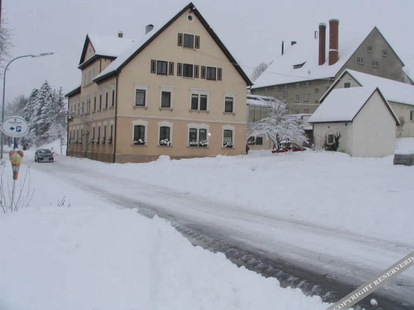 Landgasthof & Land-gut-Hotel Zur Rose