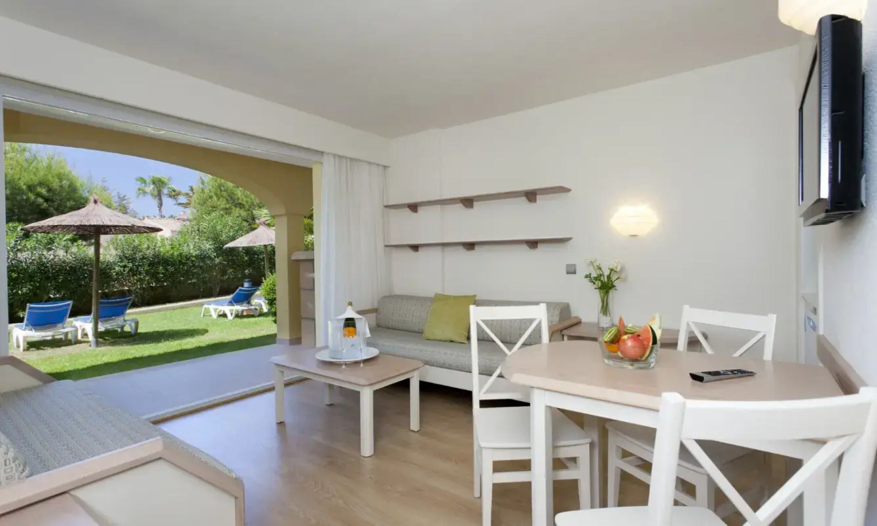 Insotel Cala Mandía All Inclusive Resort & Spa