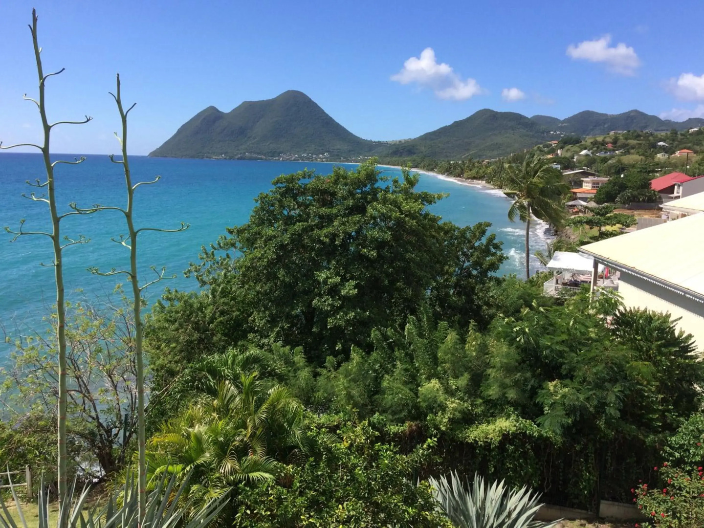 appartement les pieds dans l'eau dans résidence de standing
