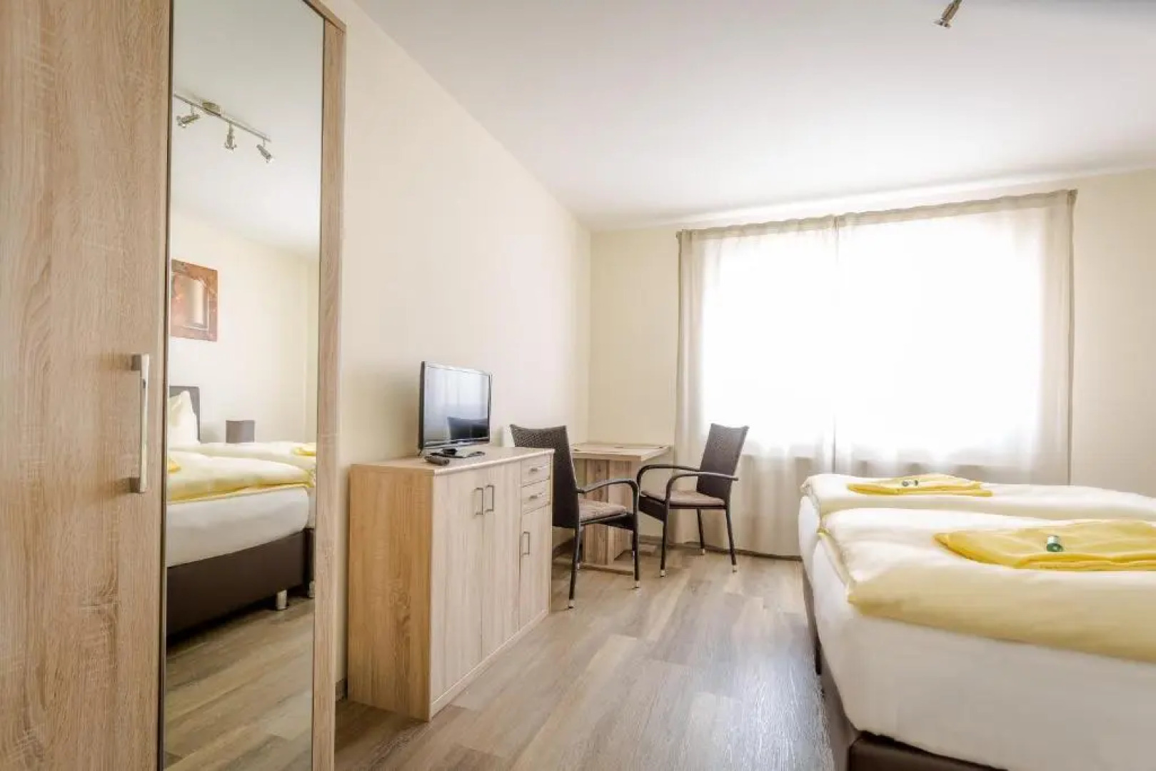 Boardinghaus Modern Living