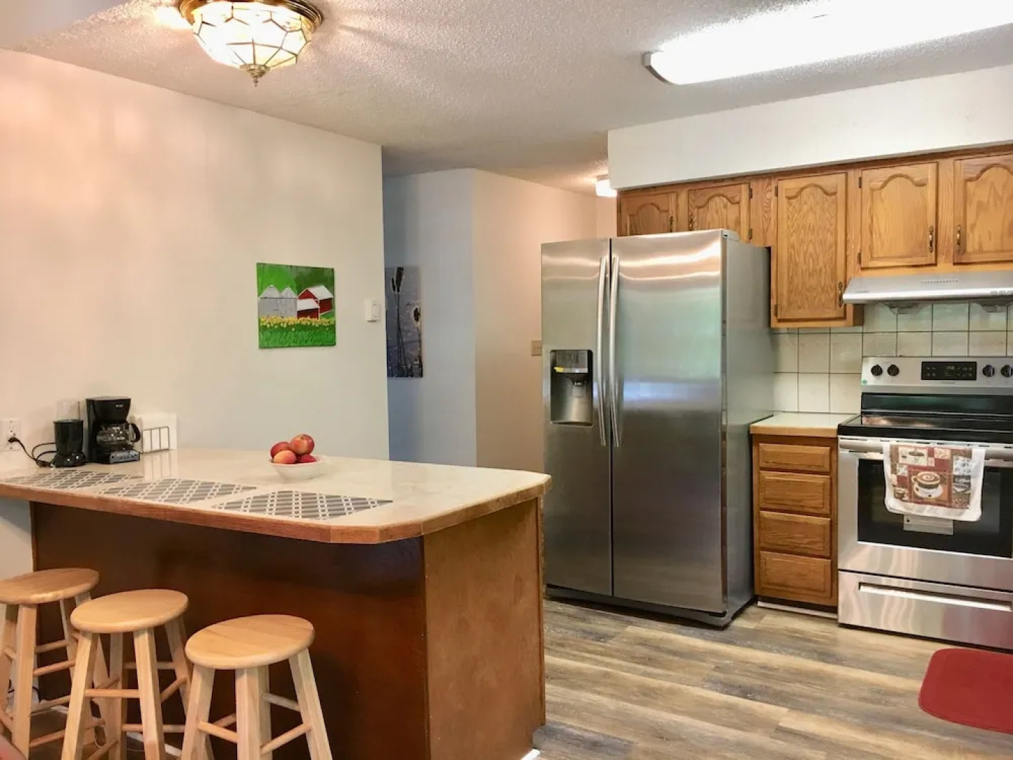 Beautiful Lakeside House Near Camelback