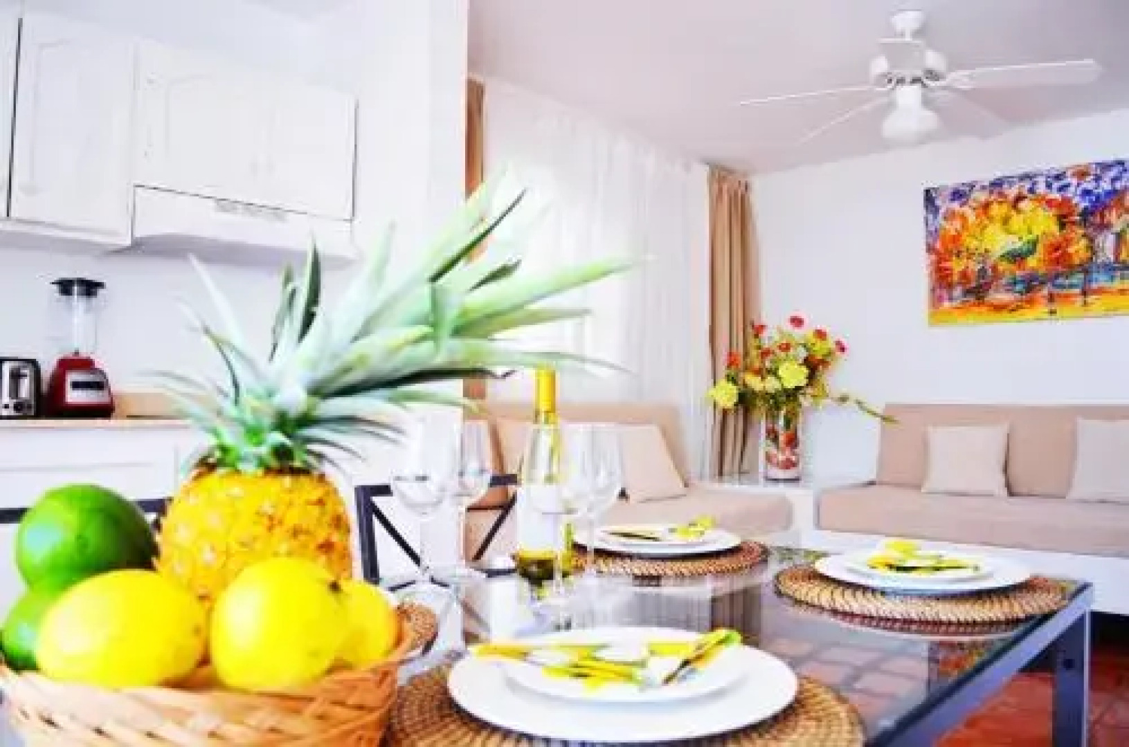 Beach House Piña Colada Ocean View