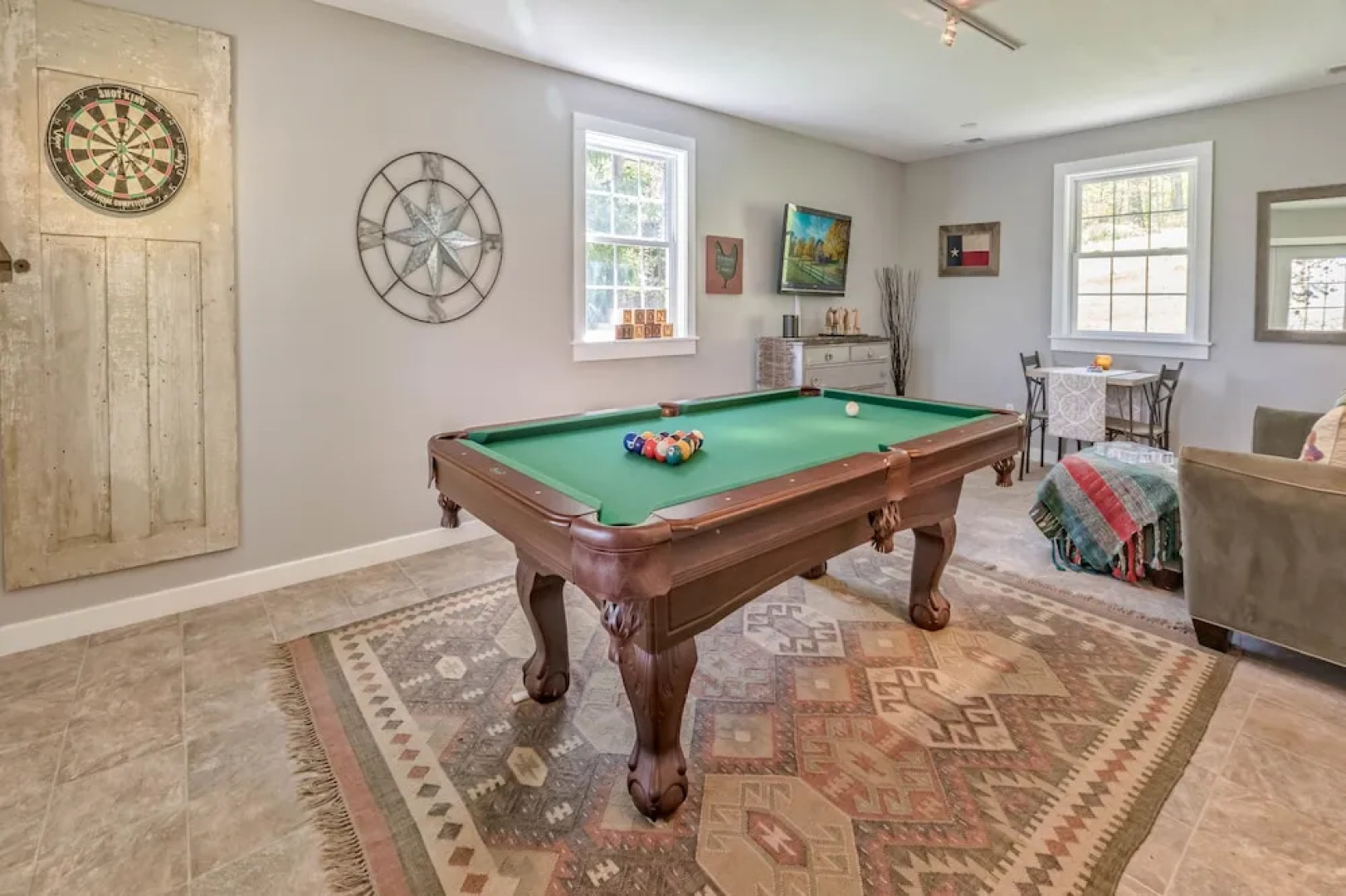 Moonshadow Bed and Breakfast