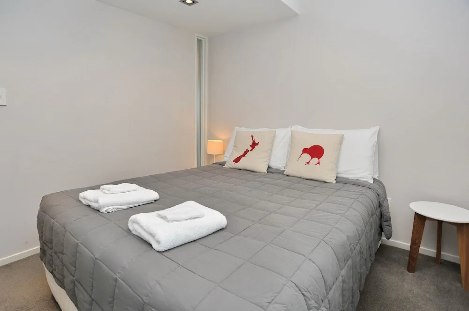 Carlton Villa 2 - Christchurch Holiday Homes