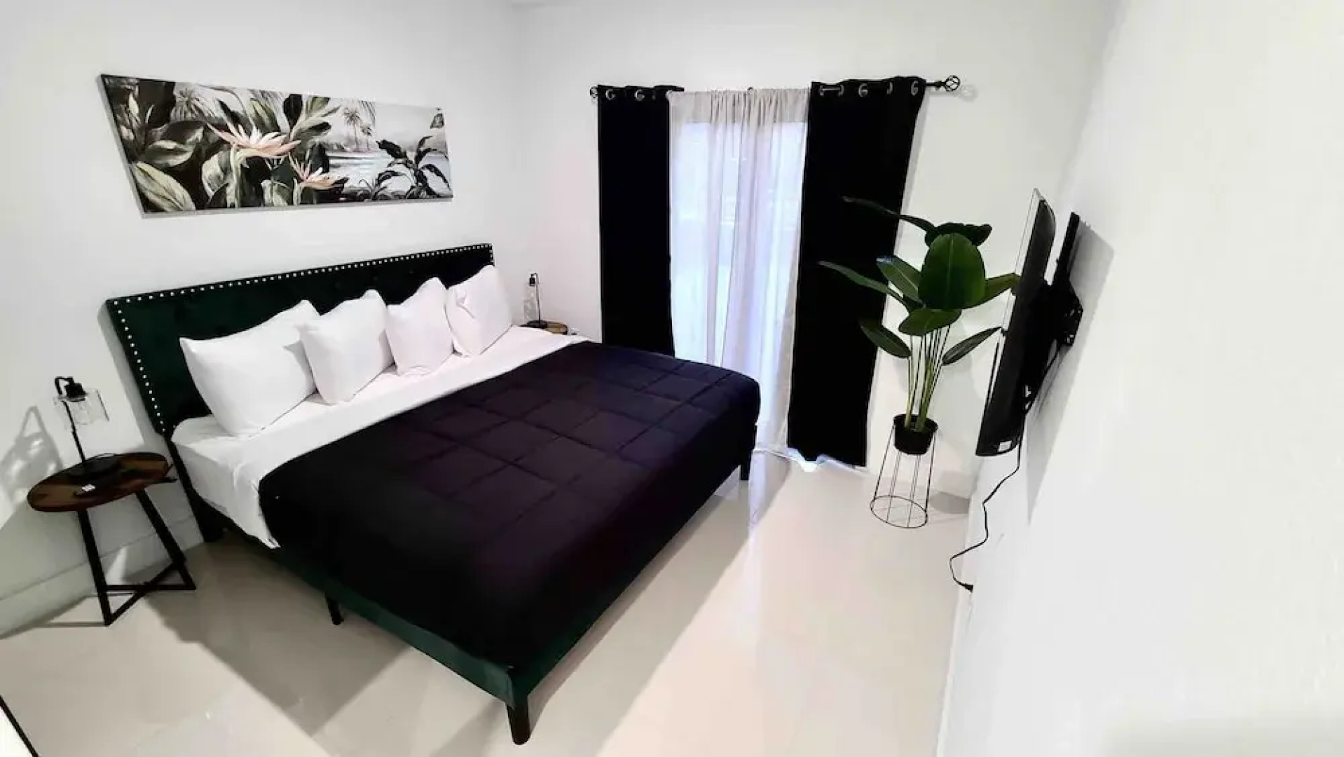 Green Luxurious 5BD Jungle House by FL Keys MIA