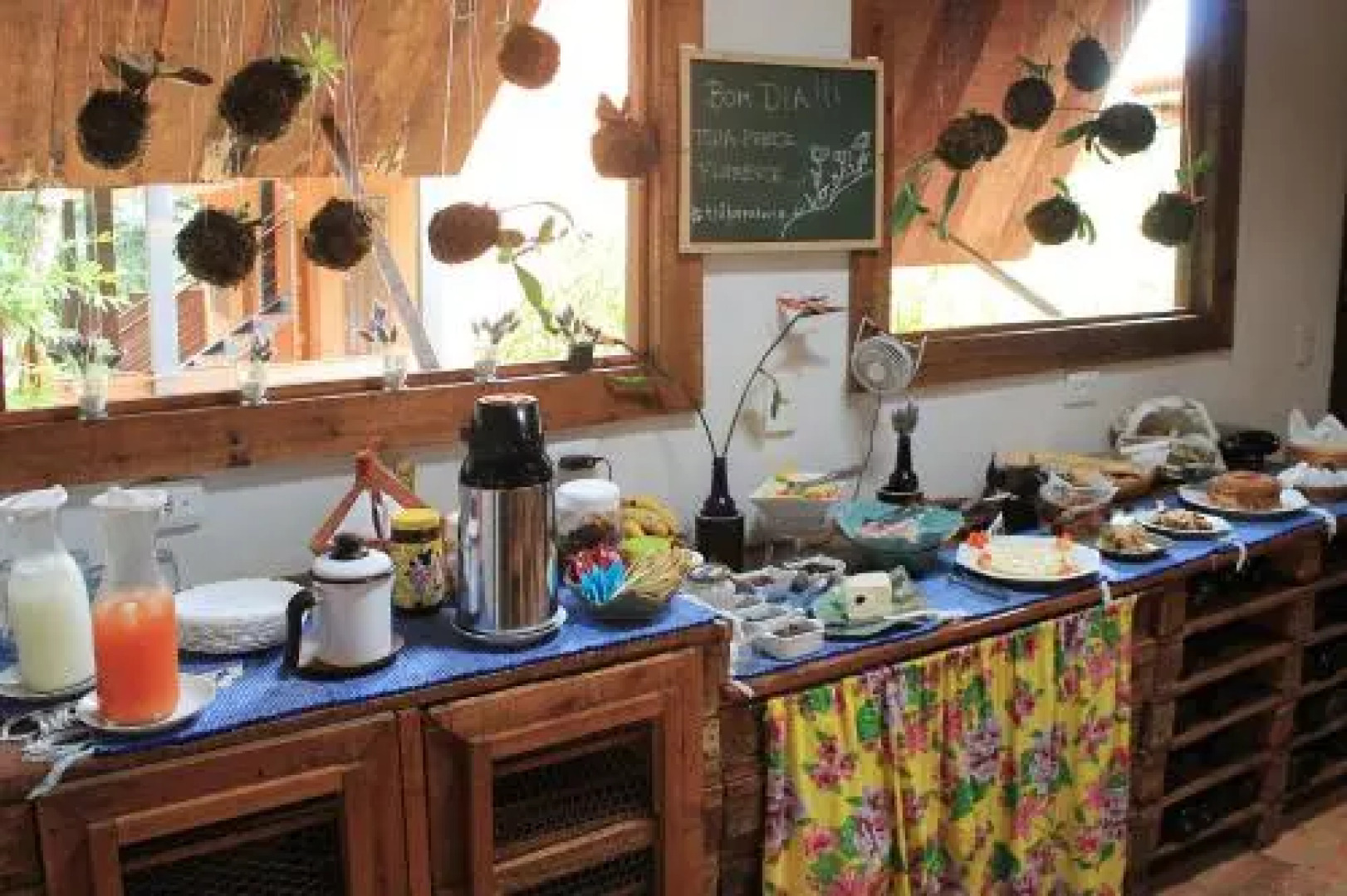 Tiô Isolda Artes & Hospedaria