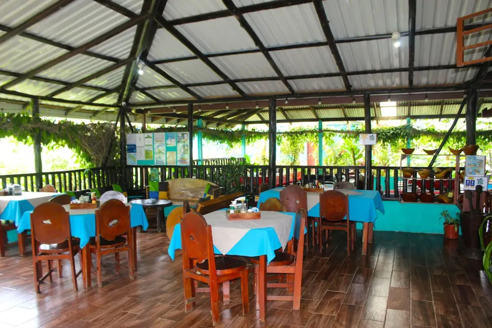 Posada Río Celeste La Amistad