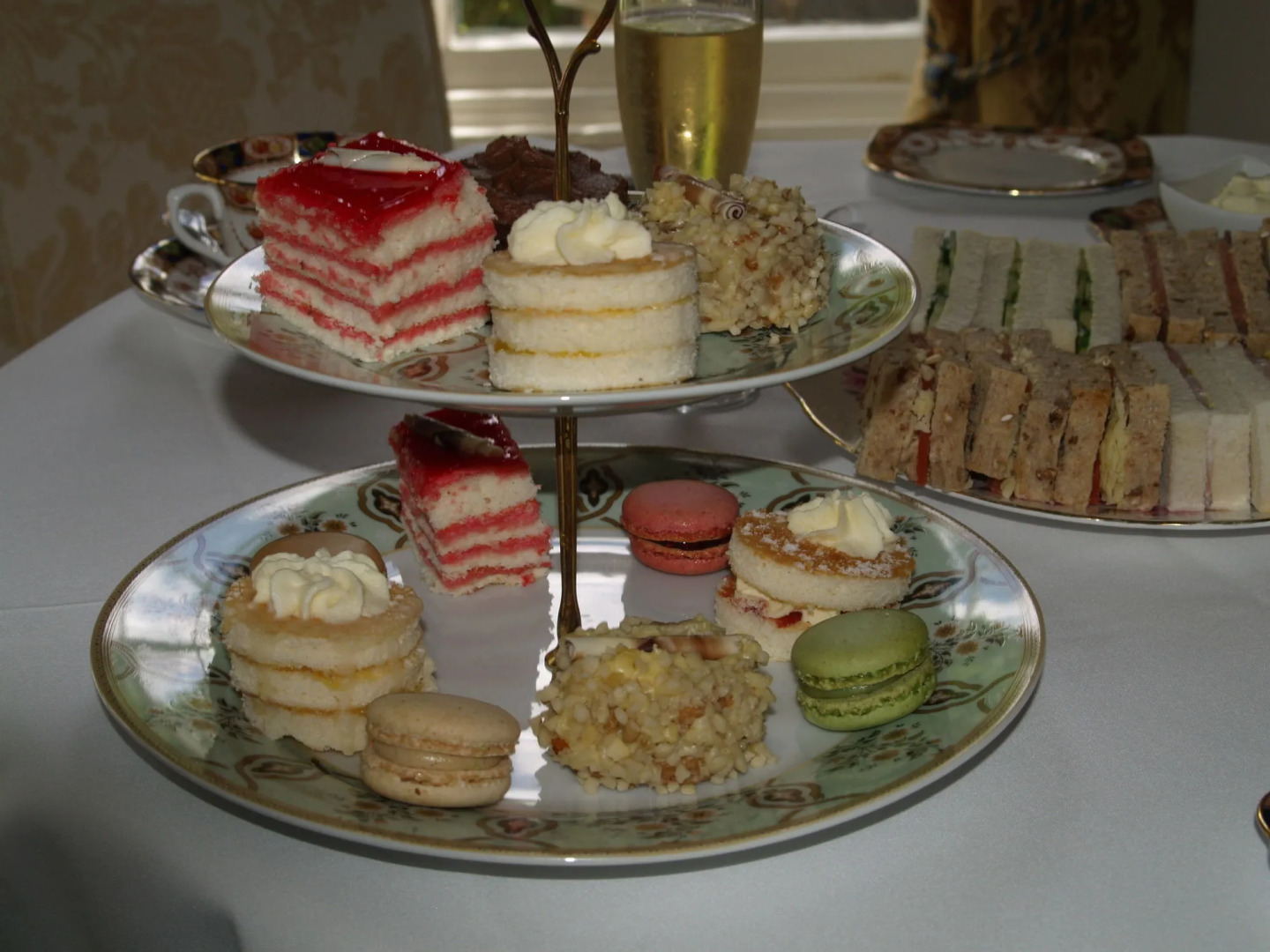 Woodland Manor Hotel