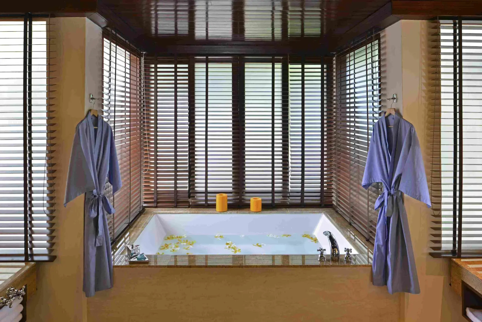 Gaya Island Resort