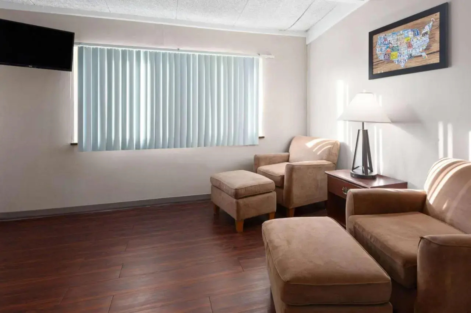 Knights Inn Bay City