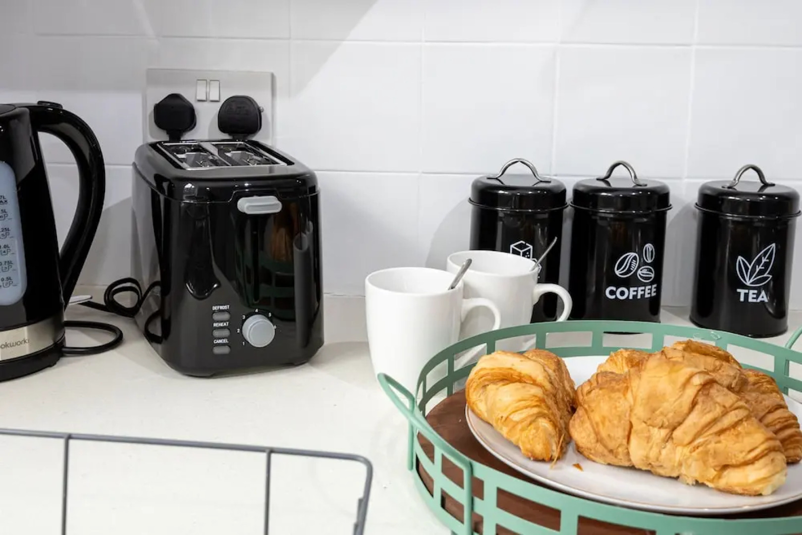 Captivating 3-bed House in Blackburn