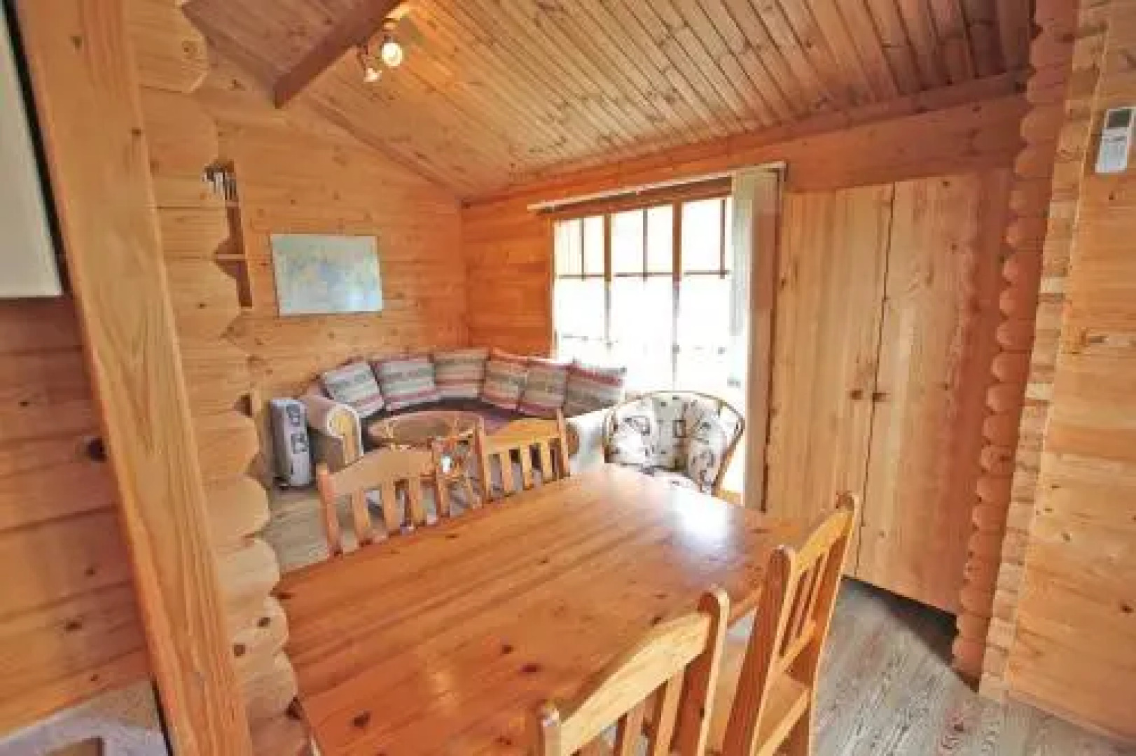 Holz_Ferienhaeuser Rechlin SEE 9800