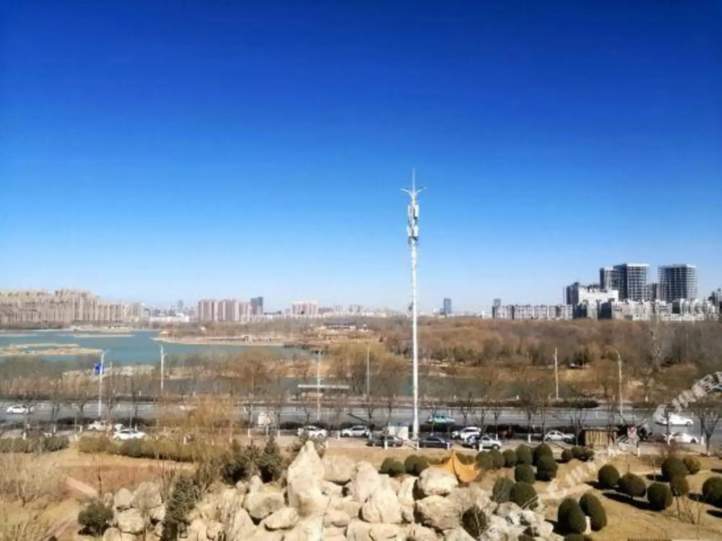 No.99 Holiday Hotel (Yinchuan Baohu Park)