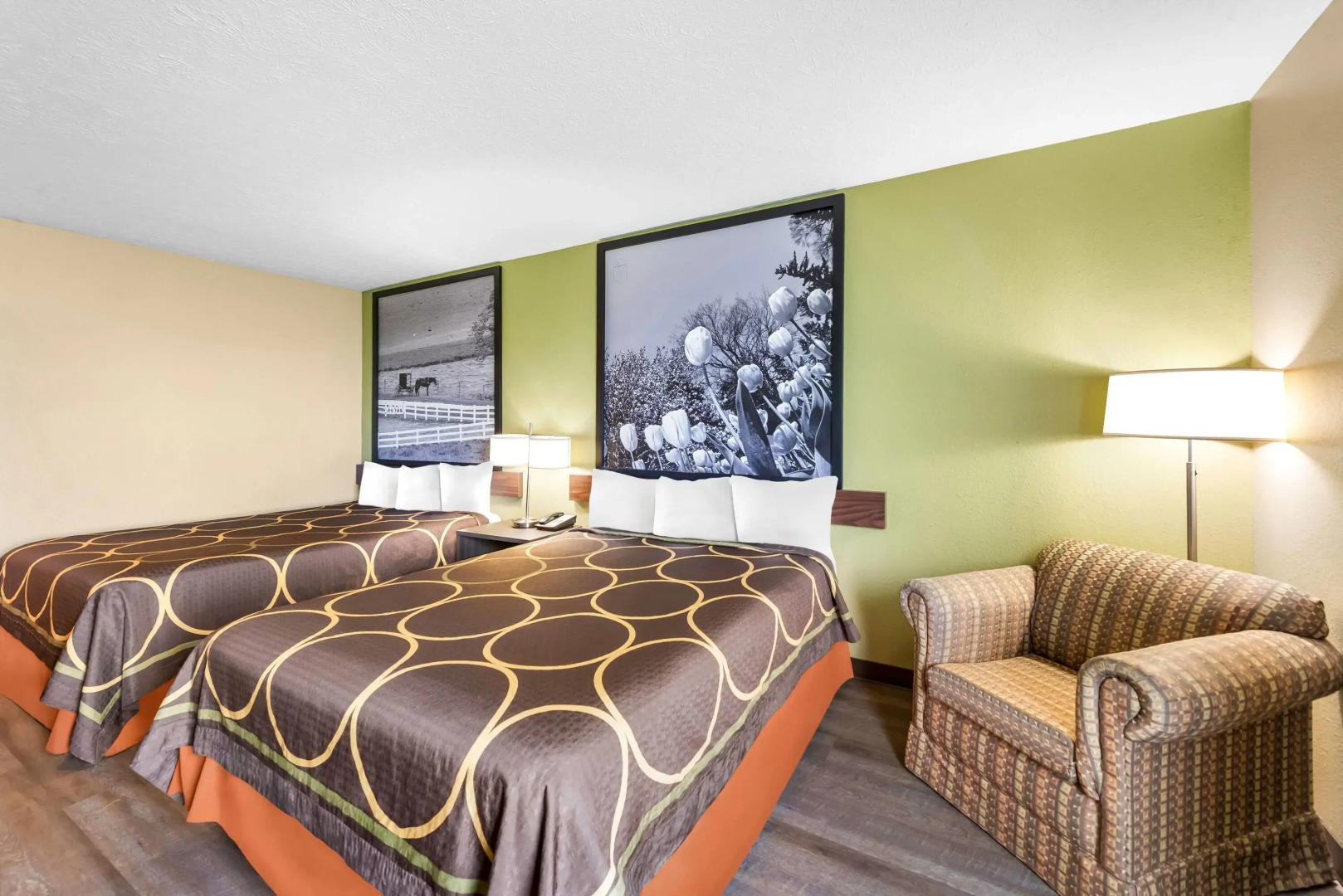 Super 8 by Wyndham Bellefontaine