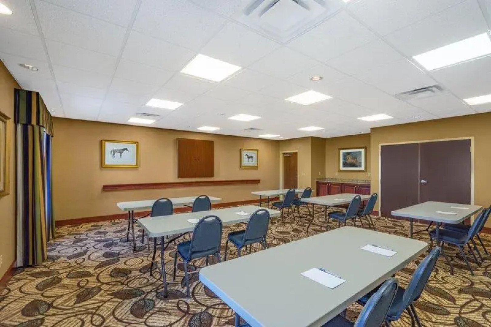 Hampton Inn Maysville