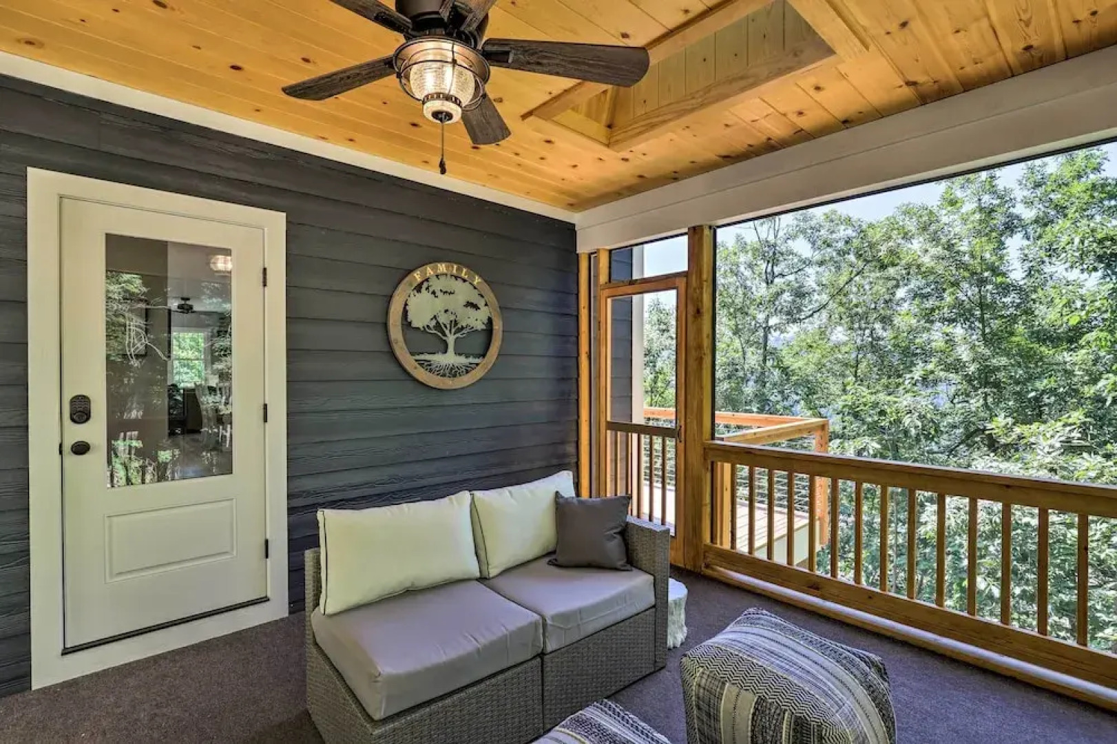 Escape w/ Hot Tub, Mtn Views: 5 Mi to Urban Trail