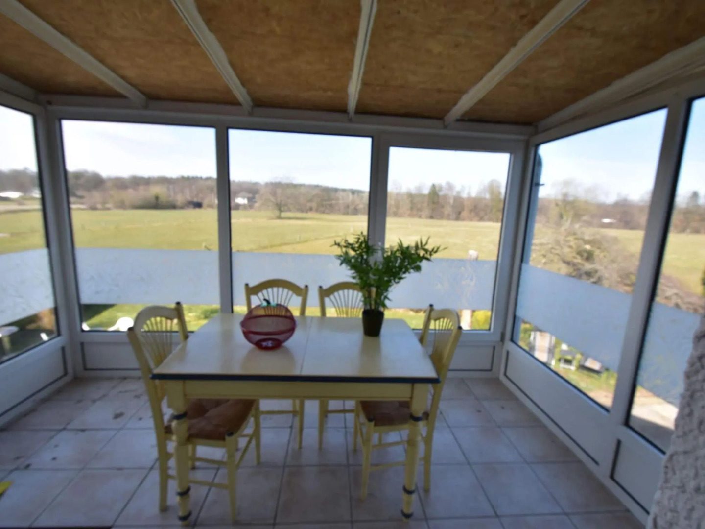 Sweet Home in Chiny With Garden