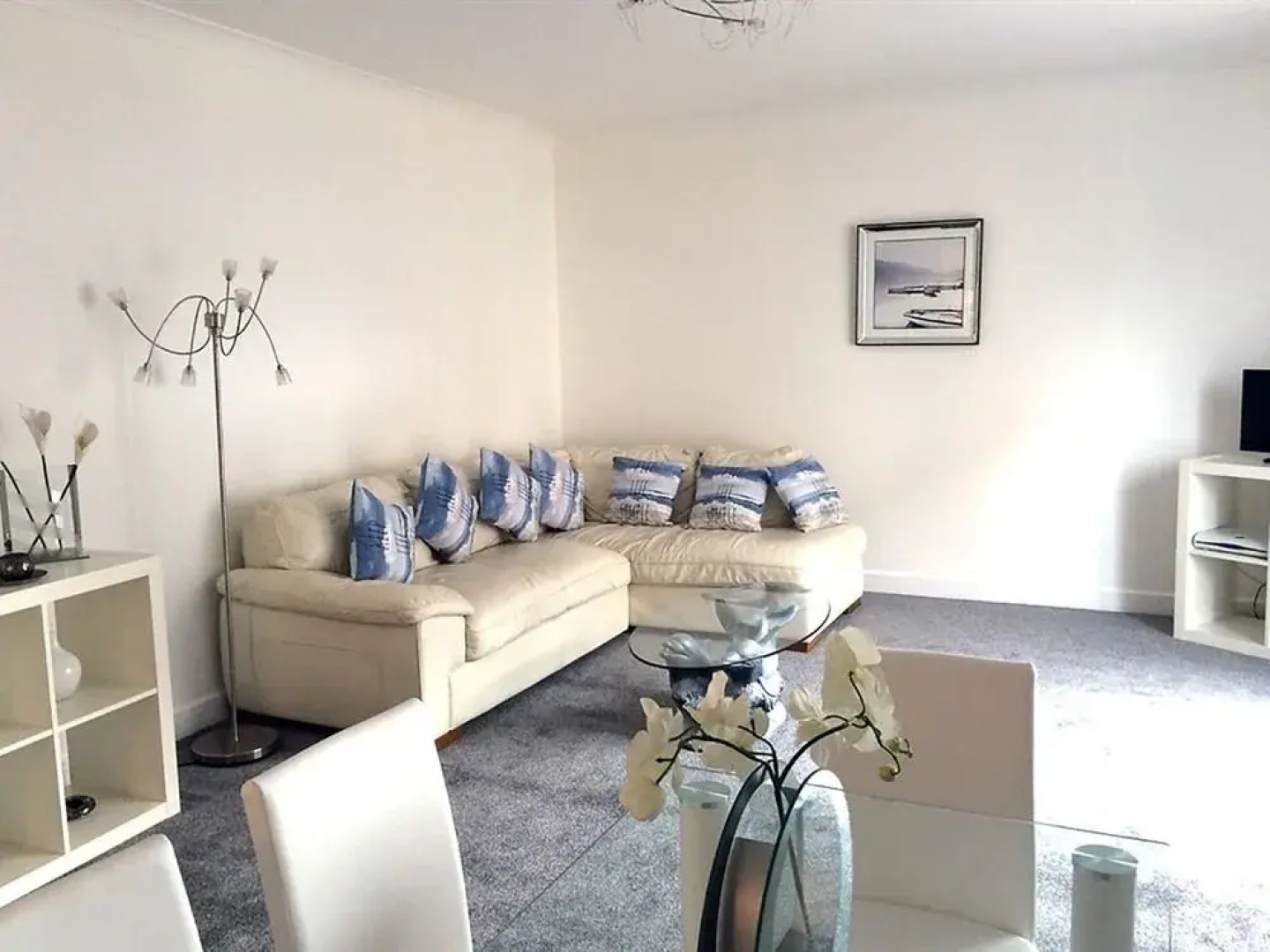 Stunning Waterfront Apartment