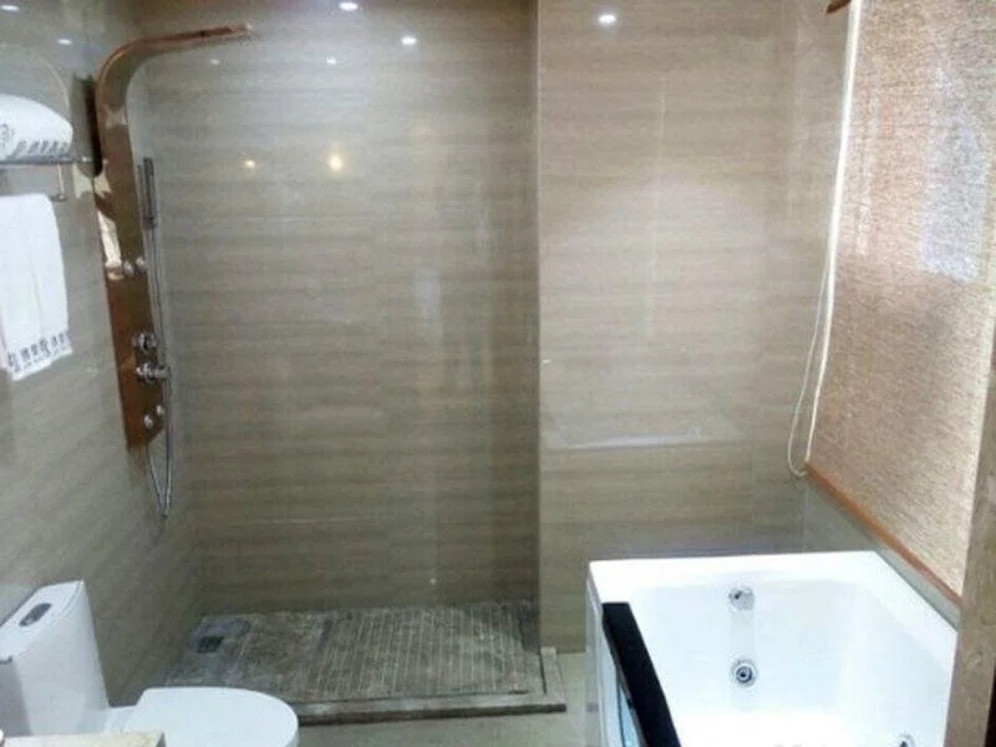 Guangzhou Boheng Classic Hotel Changlong Branch