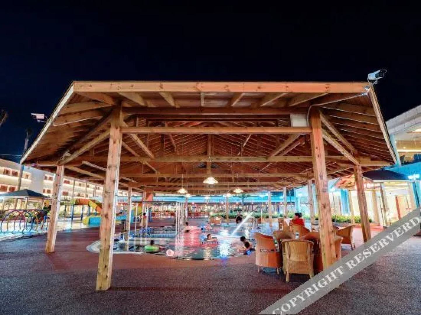 Tanghai Holiday Hotel