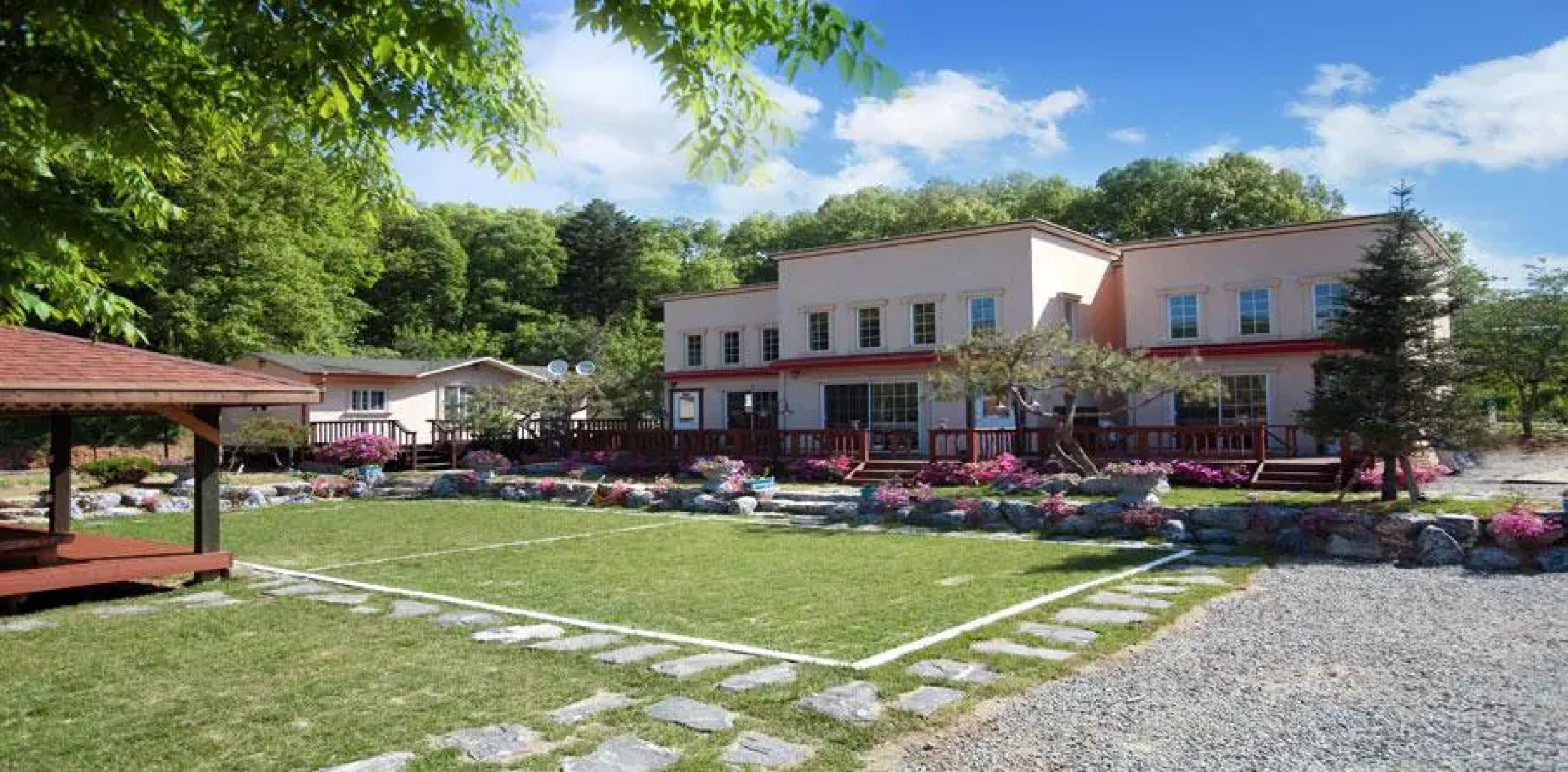 Yongin Donggubak Pension