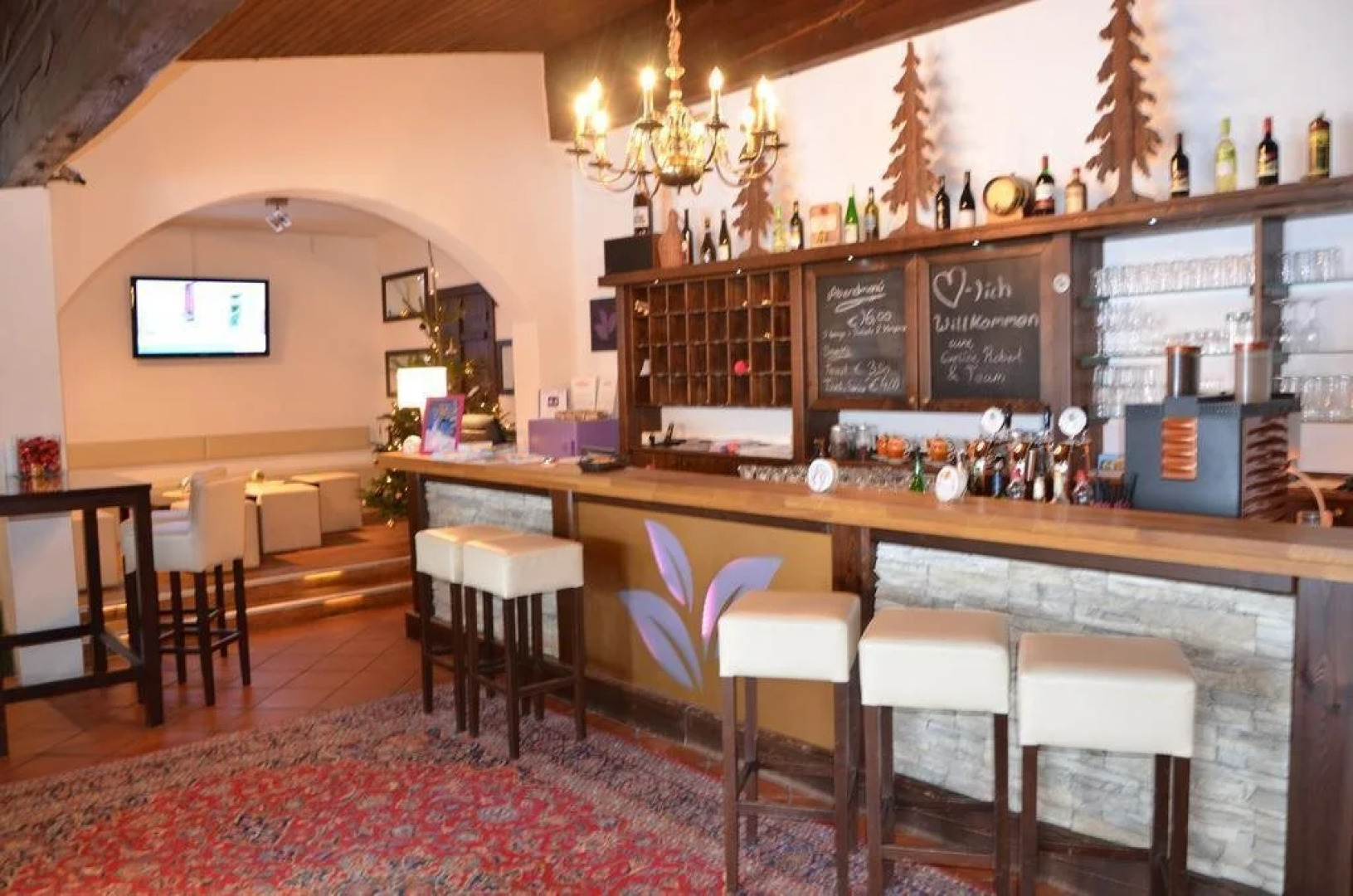 Dahoam by Sarina - Rooms  Suites