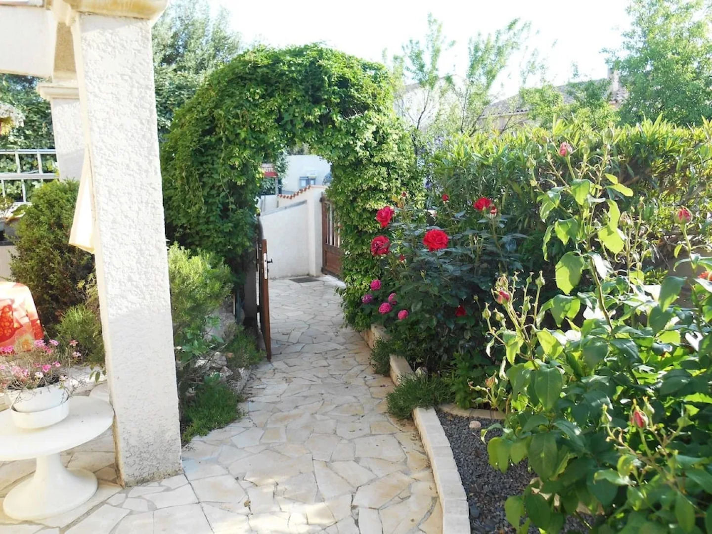 House With 3 Bedrooms in Baillargues, With Enclosed Garden and Wifi -