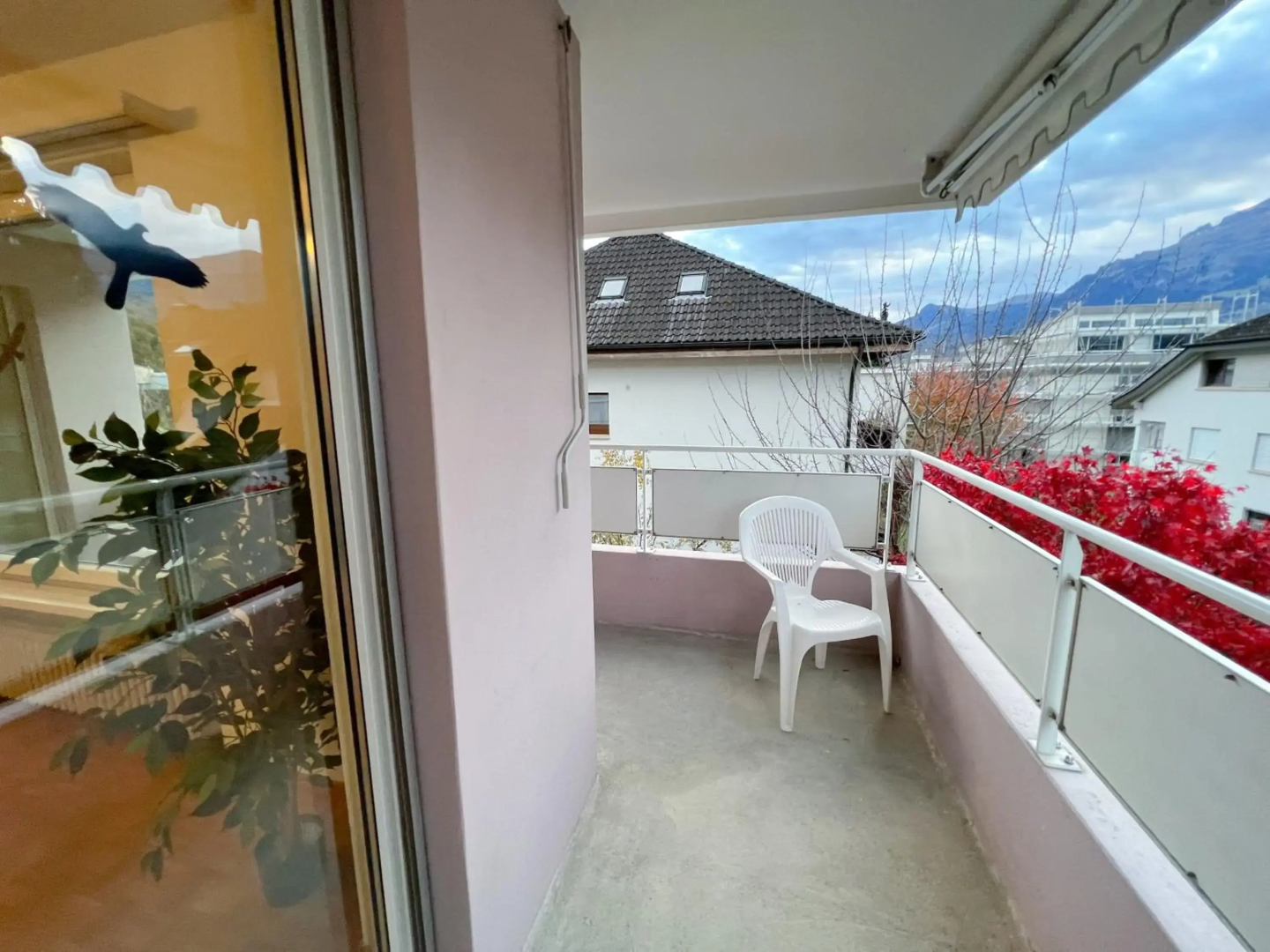 Schöne grosse Attika-Wohnung im Zentrum von Vaduz inkl. Parkplatz