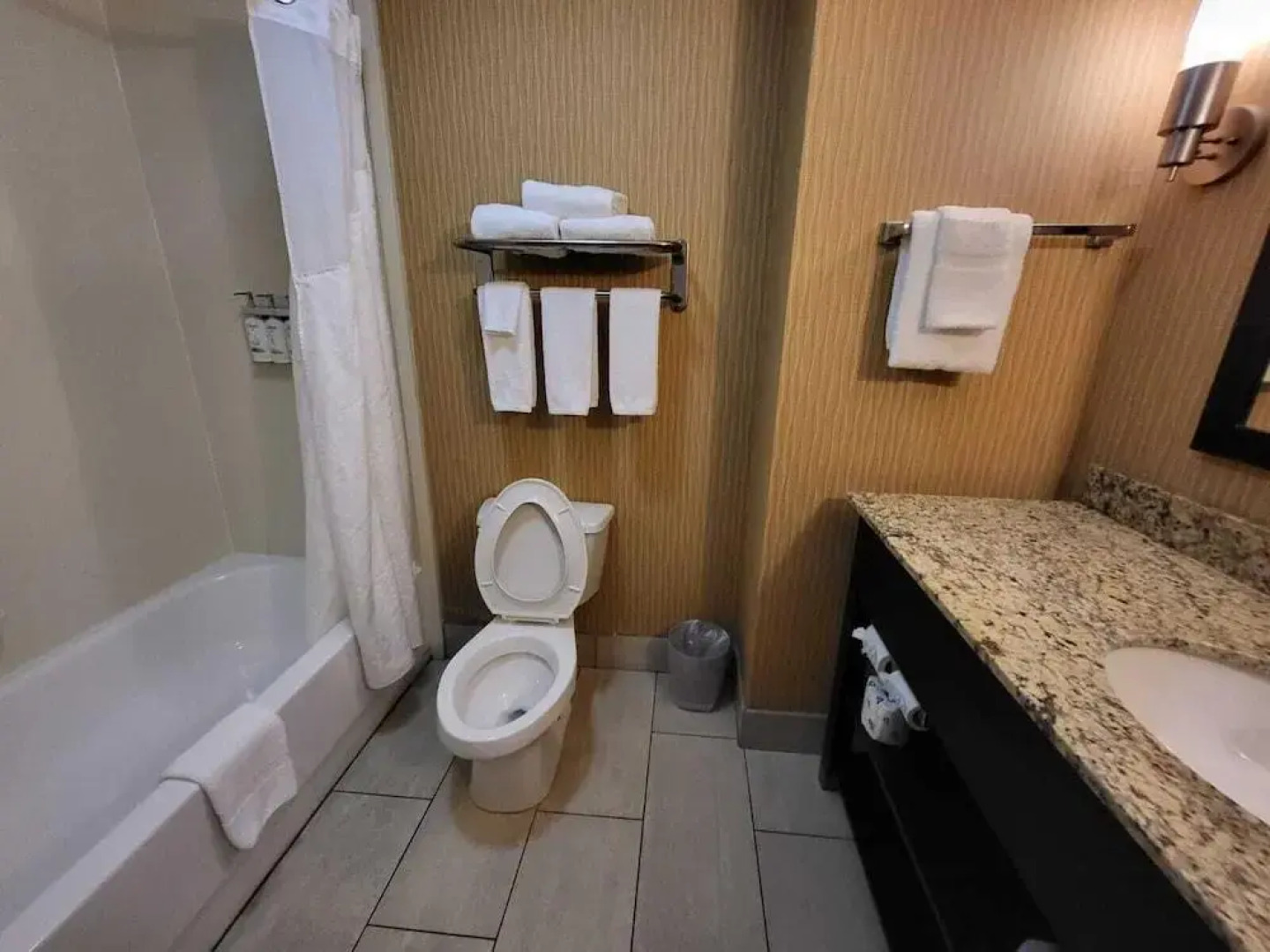 Holiday Inn Express Hotel & Suites Smithfield - Selma I -95, An Ihg Hotel