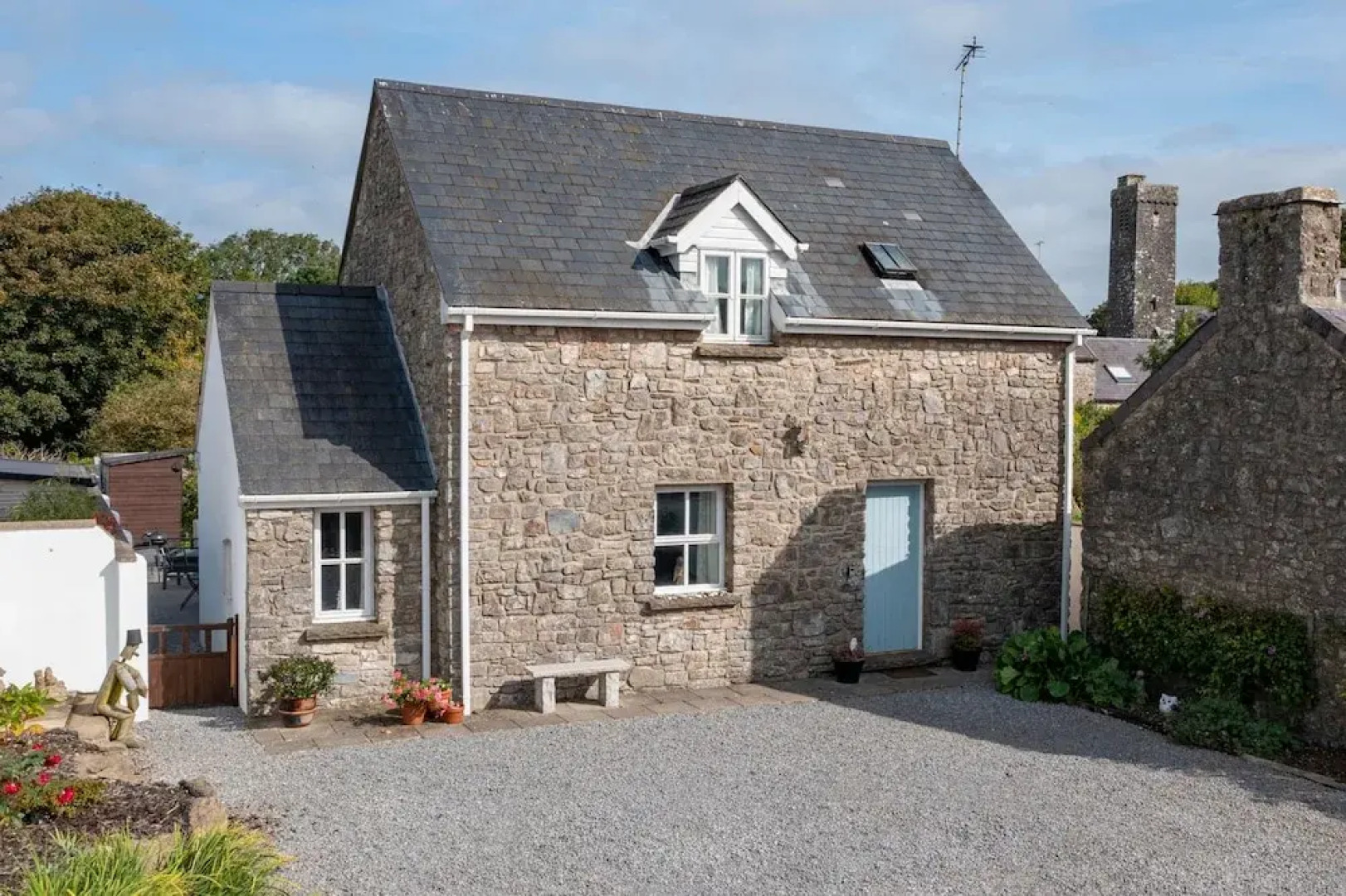 Two Hoots - Peaceful Cottage Rural Views