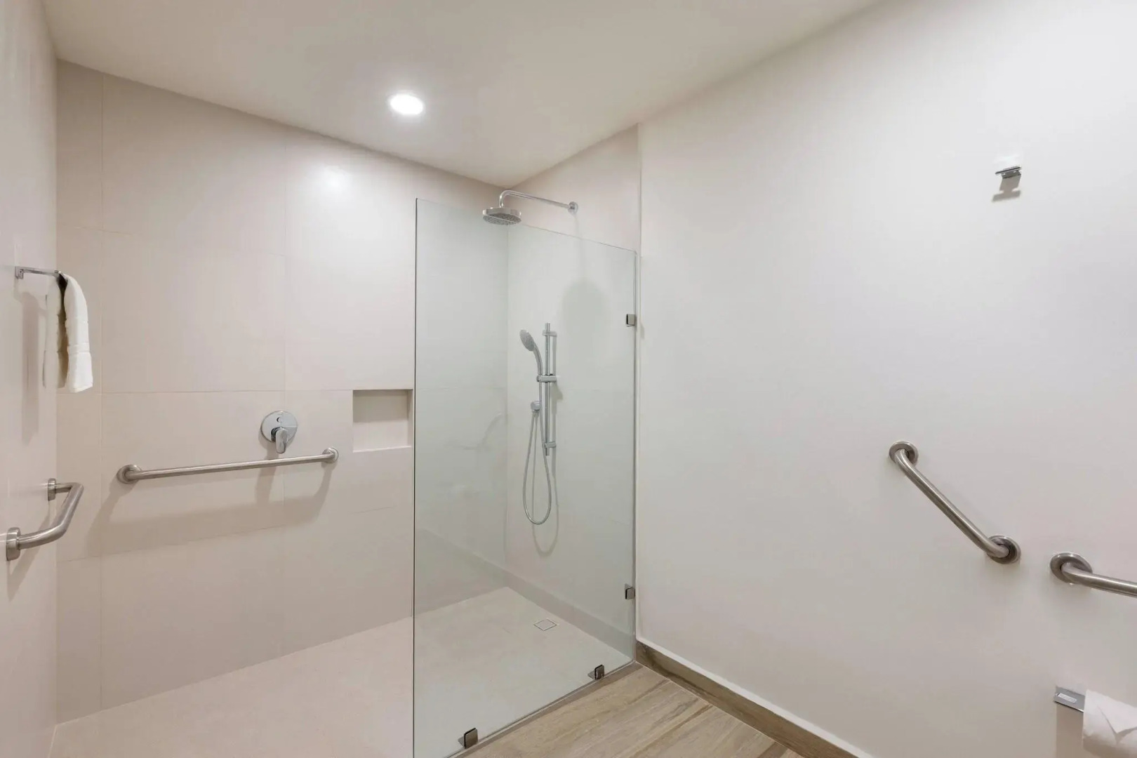 Courtyard By Marriott Cancun Airport