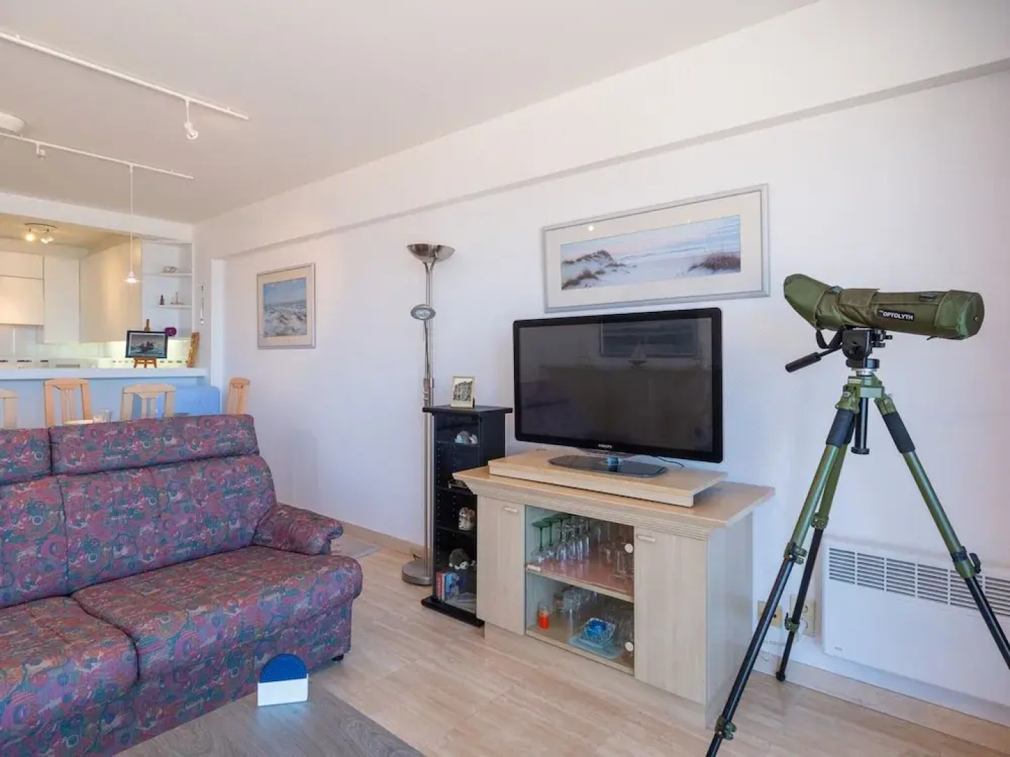 Bright Apartment With sea View