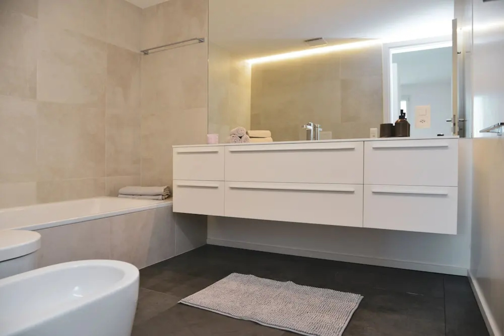 Stunning Lake View Apartment by Feel Ticino Feel Home