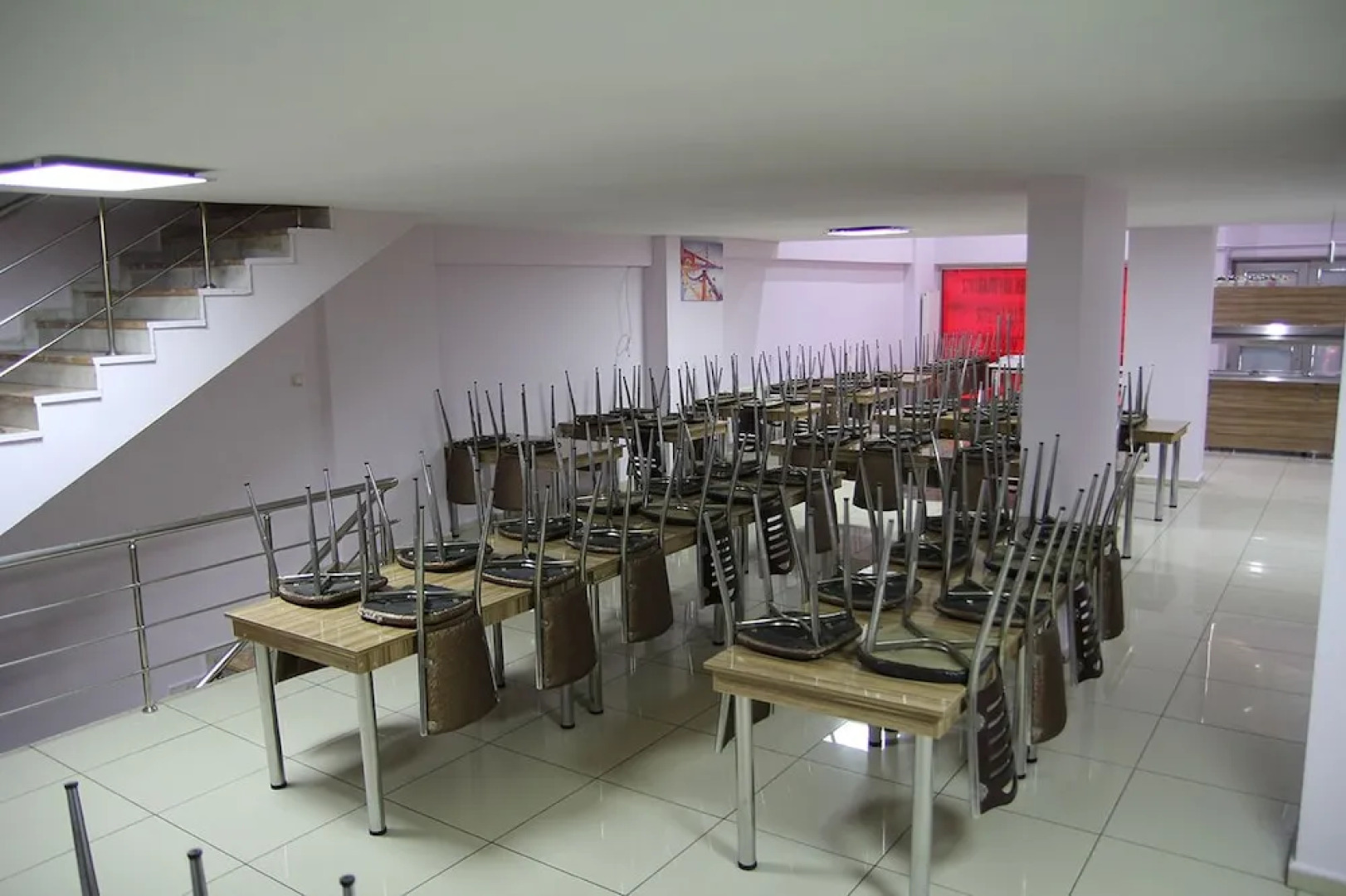 Seckin Apart - Caters to Adult Women