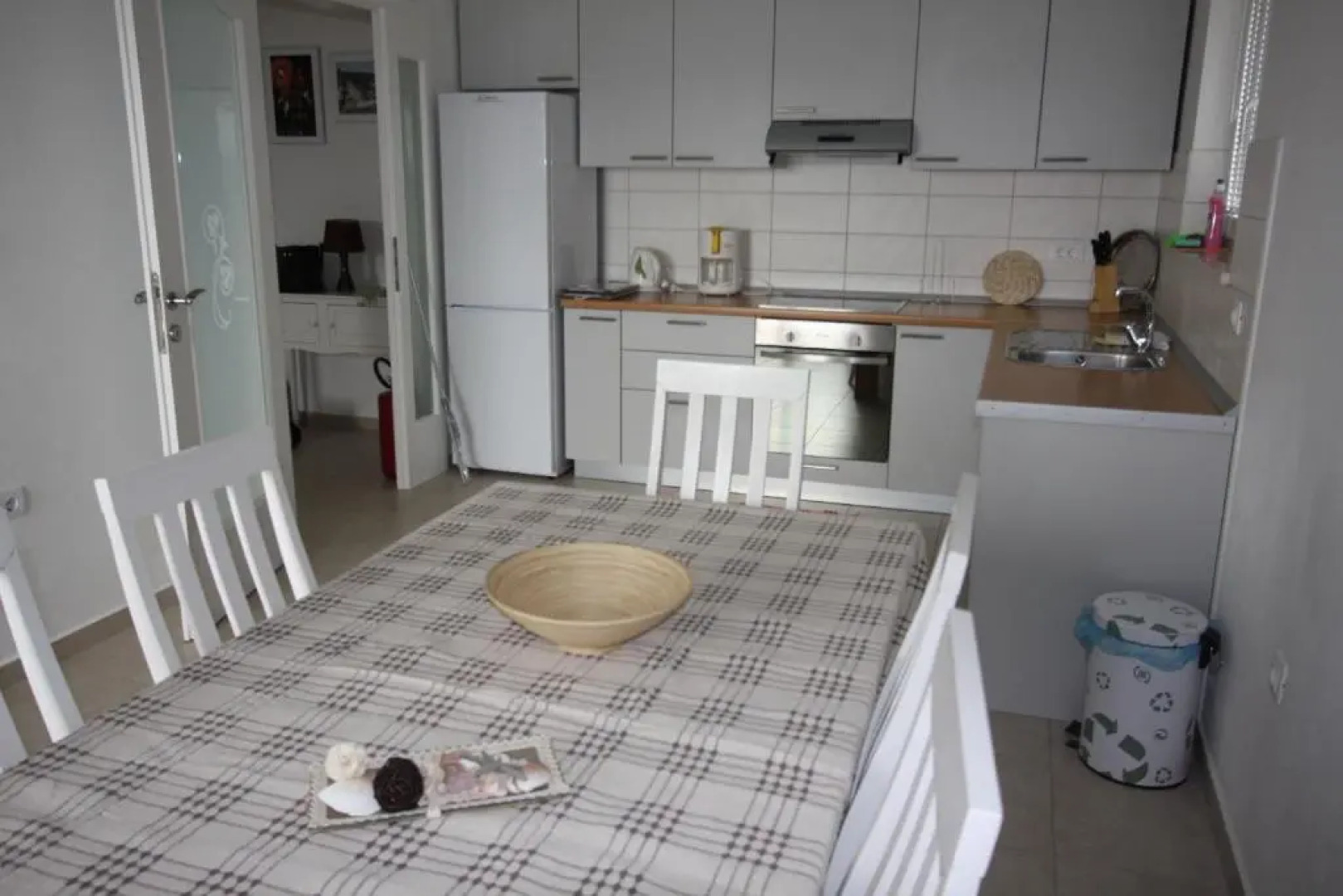 Mimice Bay Apartments