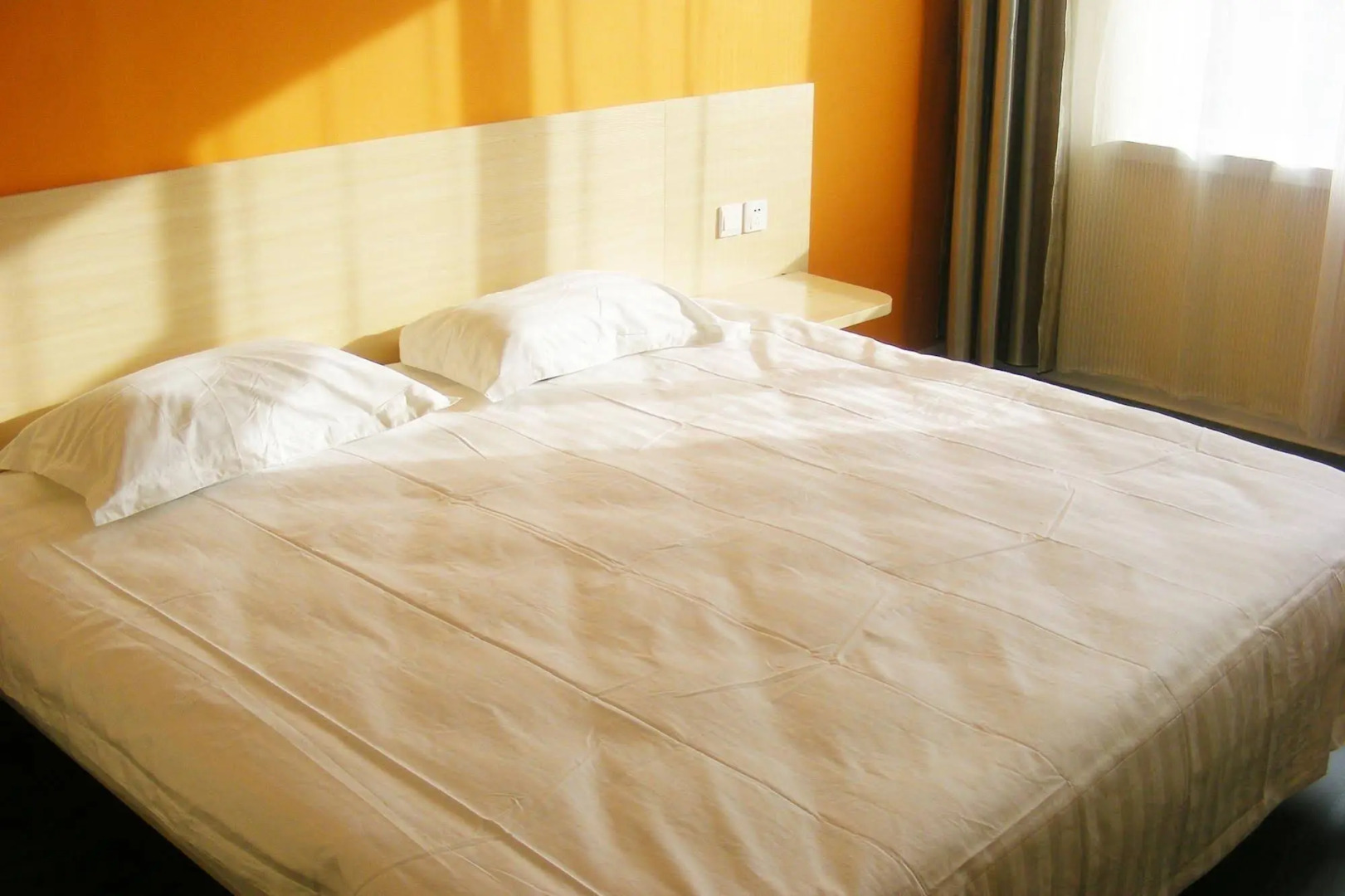 Wantong Express Hotel