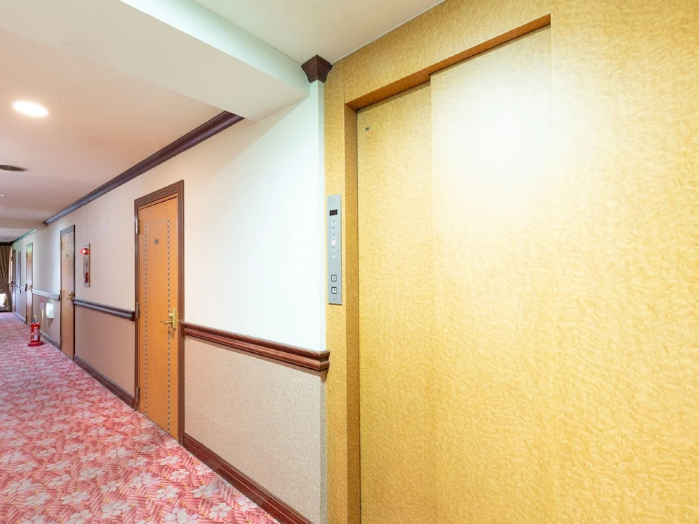 OYO 44760 Kawaguchi Station Hotel