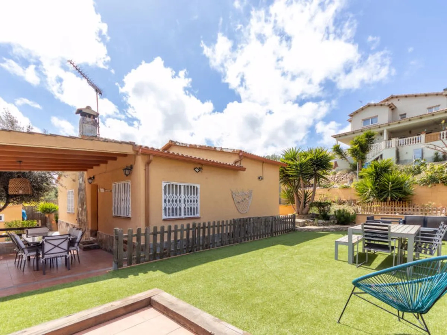 House Can Alma Castellet i Gornal